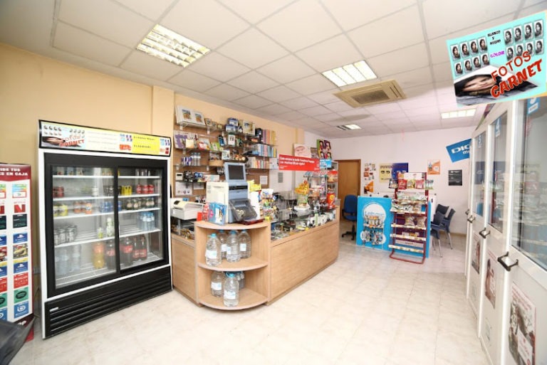 Locutorio MaríIbiza.com Playa d'en Bossa