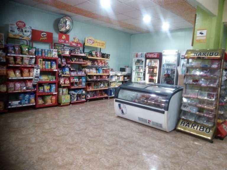 Tienda/Locutorio 'La Fortuna'