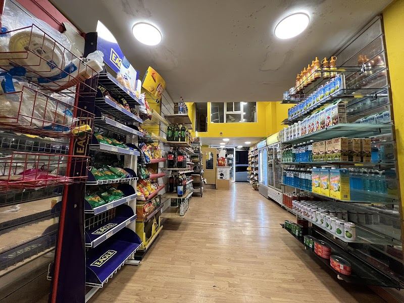 Alimentación locutorio Santos , santería - Valladolid