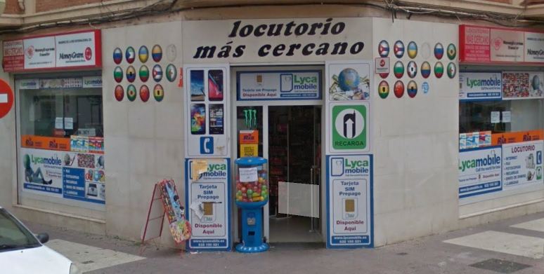 Ayaan Locutorio