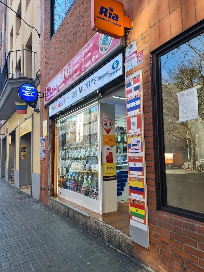 El Paisa 3 Locutorio