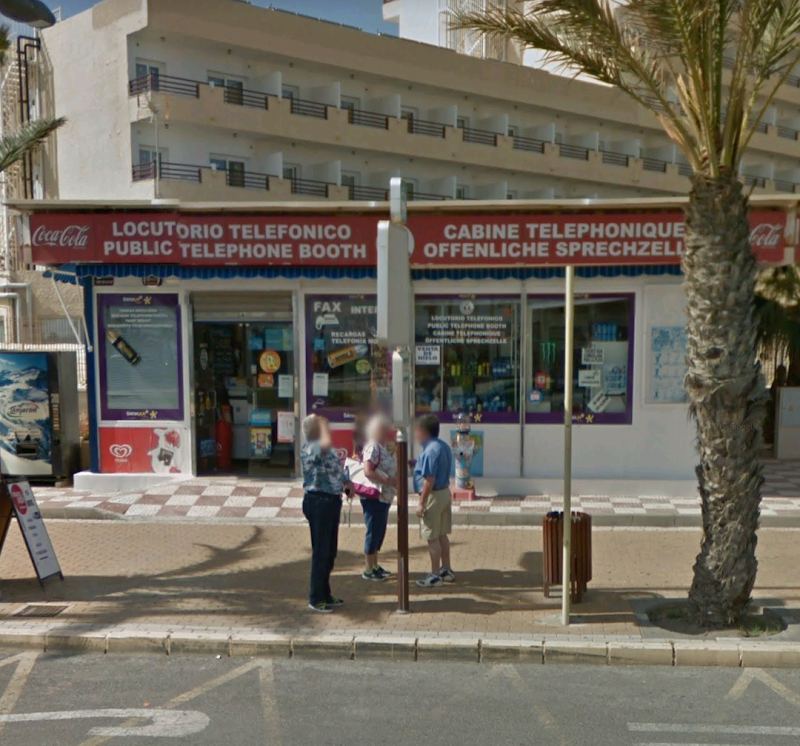 kiosco, internacional. - Roquetas de Mar