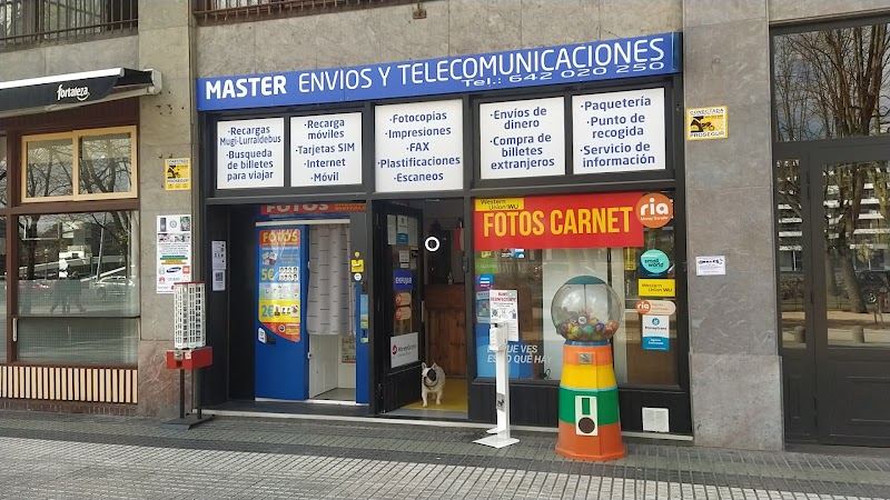 "MASTER ENVIOS Y TELECOMUNICACIONES"