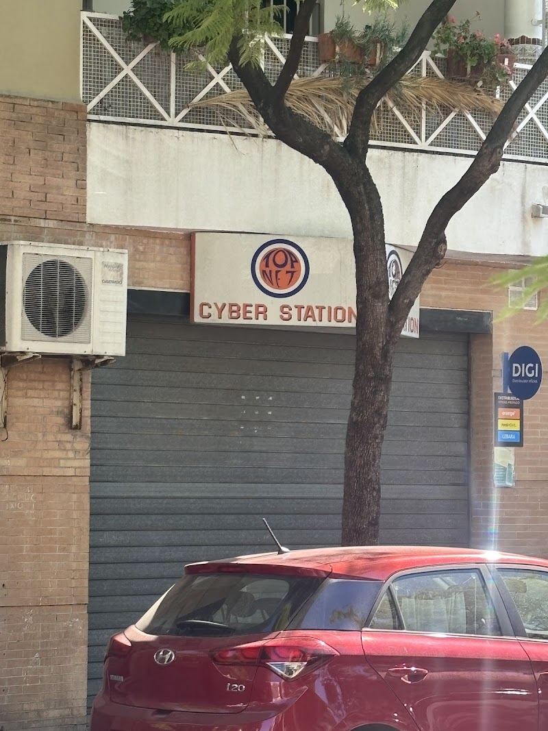 Top Net Cyber Station